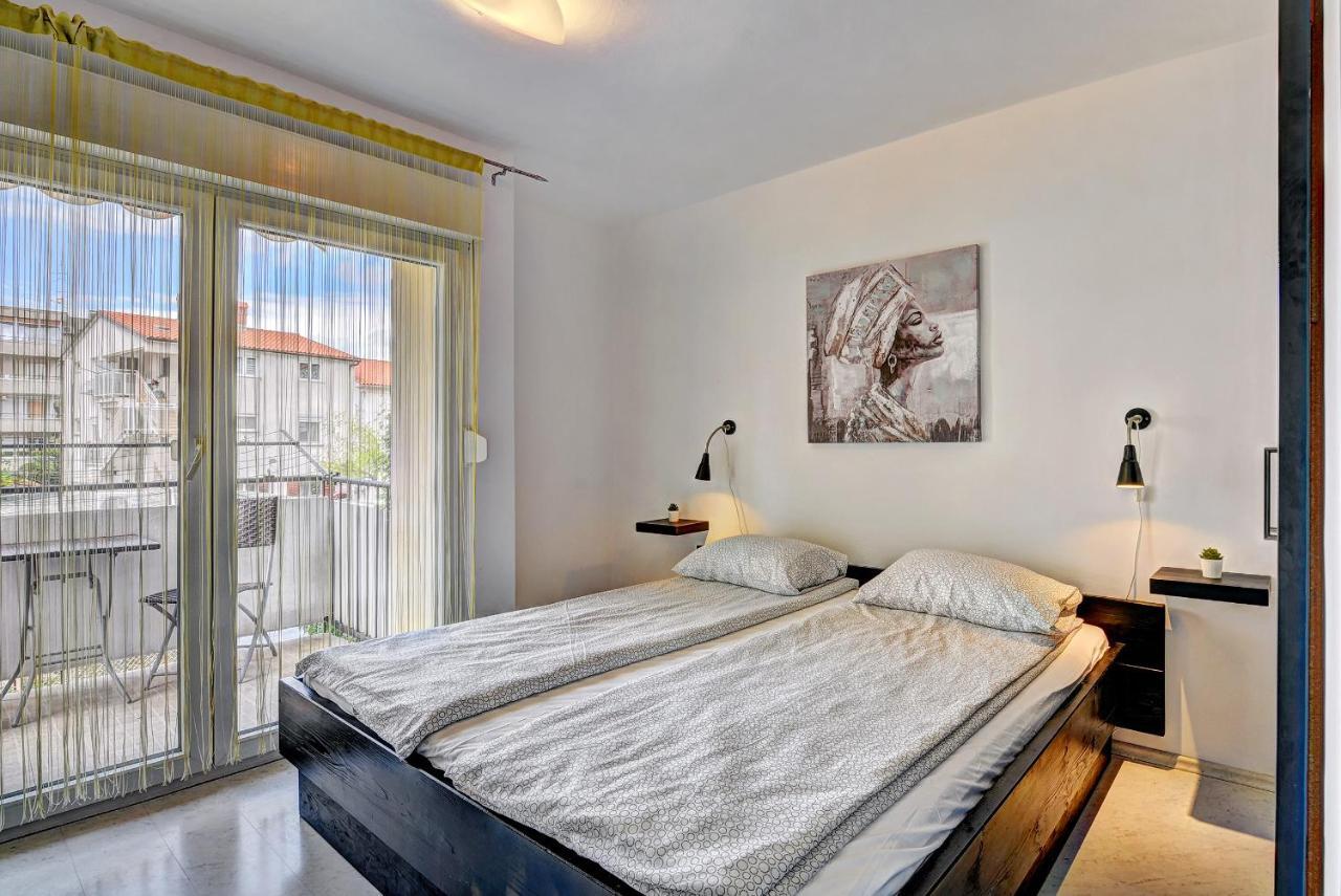 Lina Apartman Póla Kültér fotó