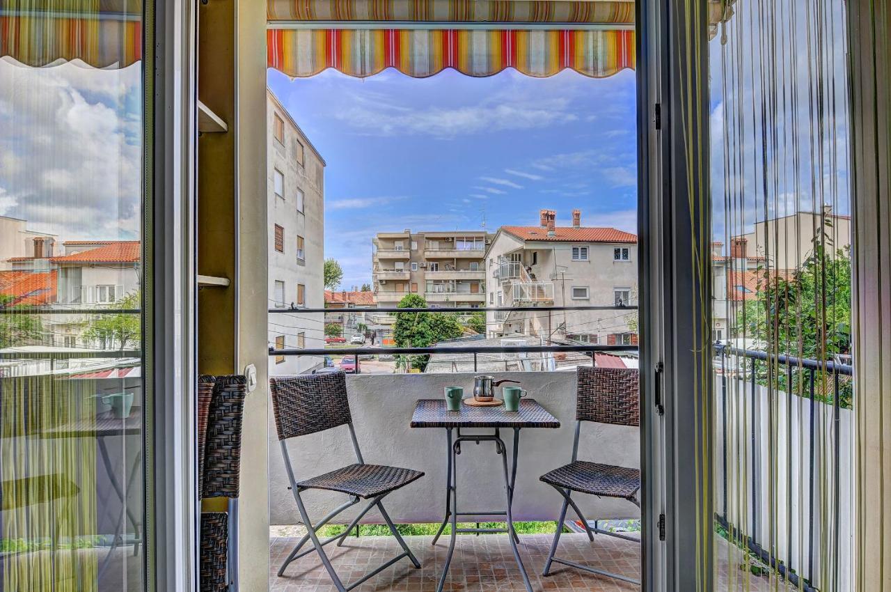 Lina Apartman Póla Kültér fotó